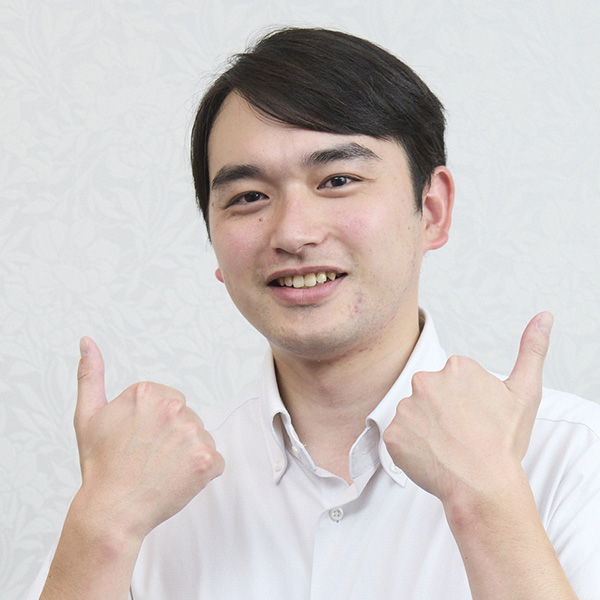 スタッフ